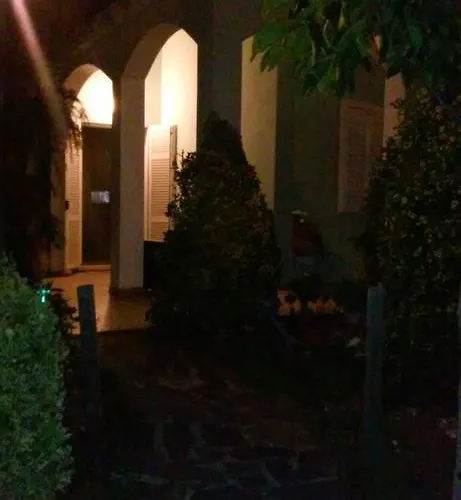 فندق مبيت وإفطار Al & Mare